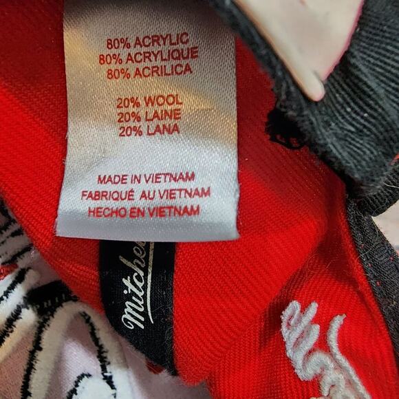 Mitchell & Ness Chicago Bulls heavily embroidered wool blend snap back hat - Picture 9 of 9